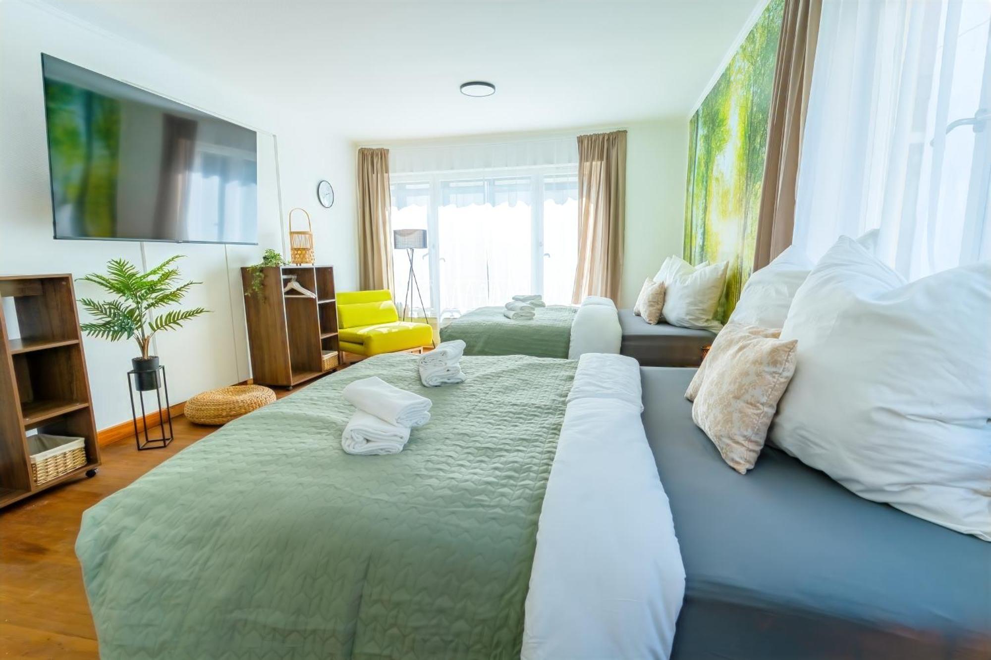 The Big Muenster Fuer Bis Zu 12, Whirlpool, Sauna, Zentral, Tischfussball, Balkon, Gasgrill Ουλμ Εξωτερικό φωτογραφία